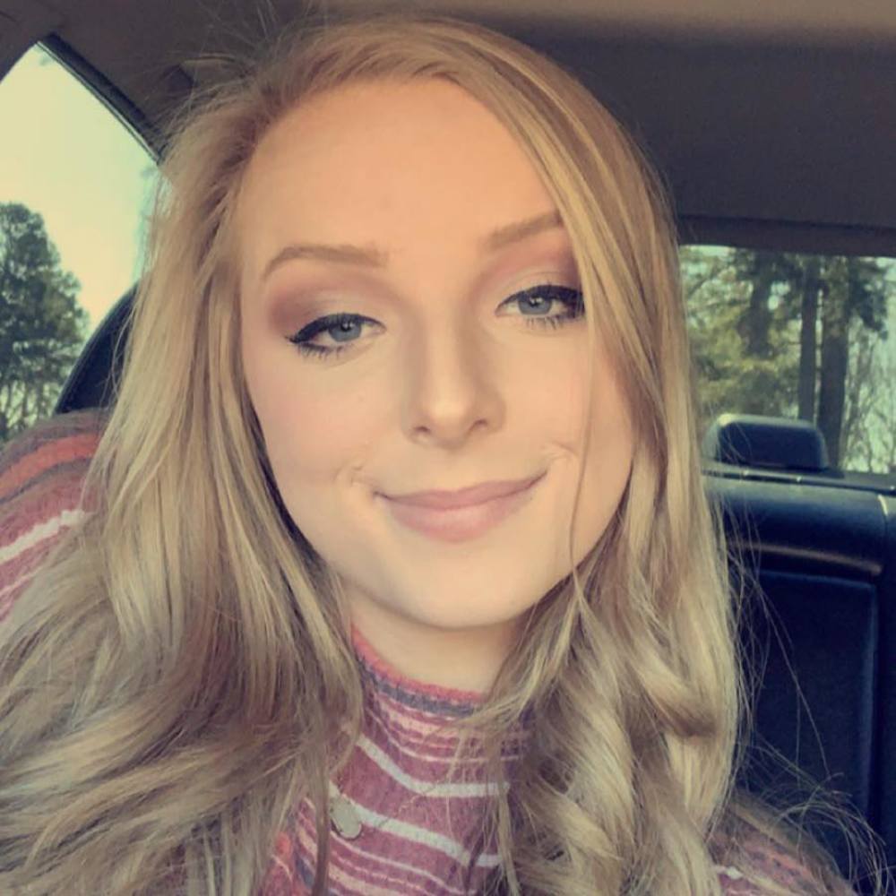 Meet your Posher, Gabby